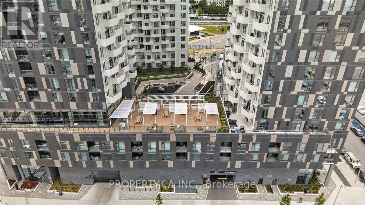 1902 - 474 Caldari Road Property Photo 27