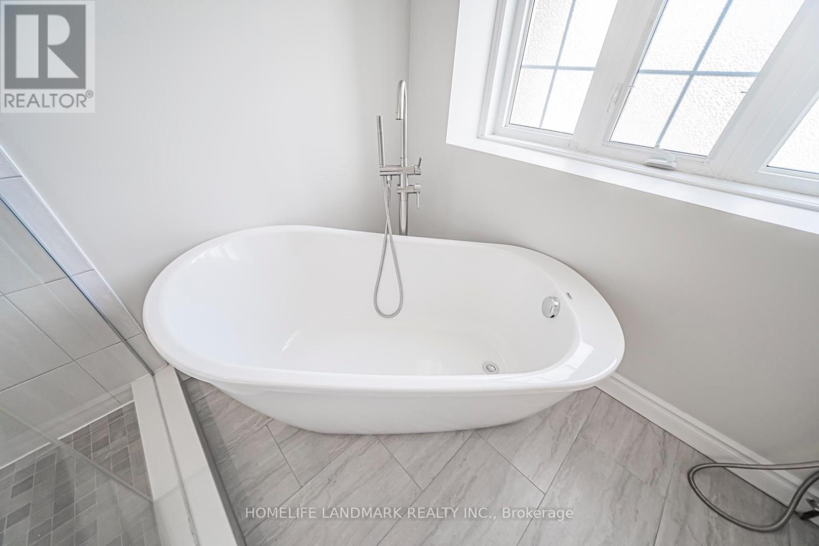 59 Bloomgate Crescent Property Photo 26