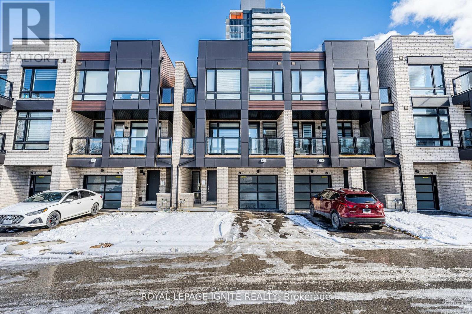 55 Chiffon Street Property Photo 1