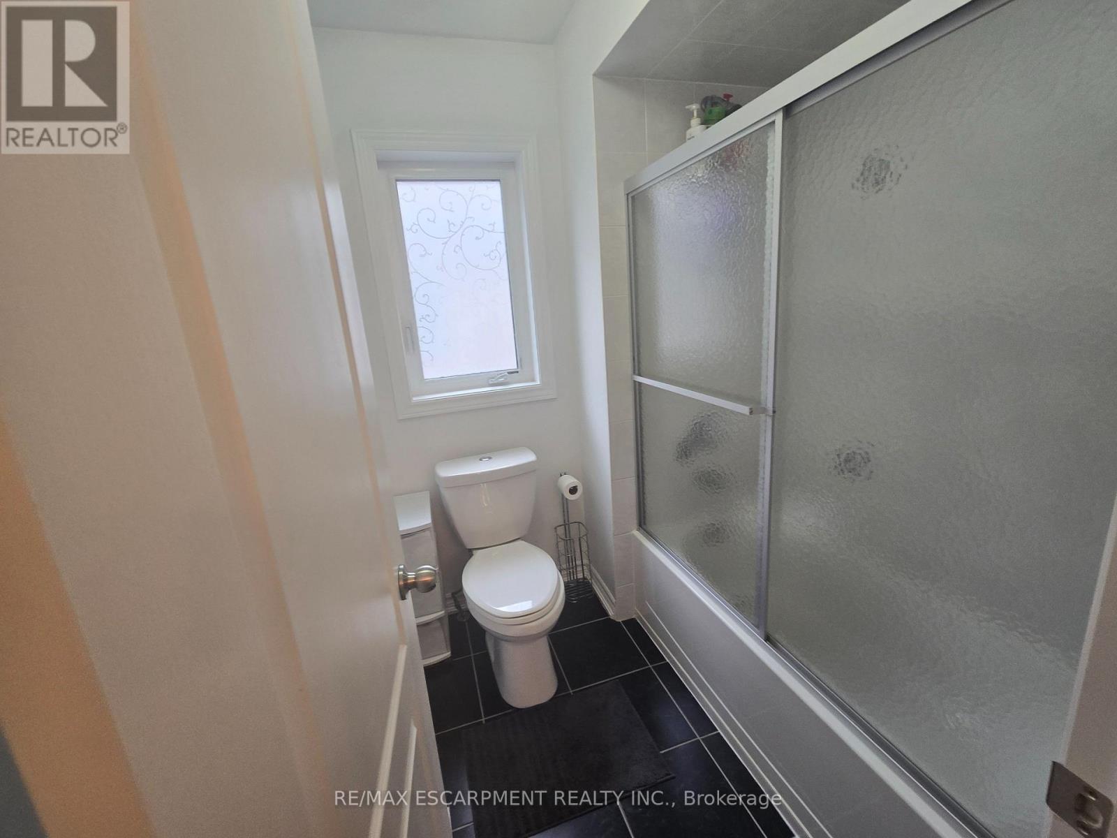 175 Gold Park Gate Property Photo 23