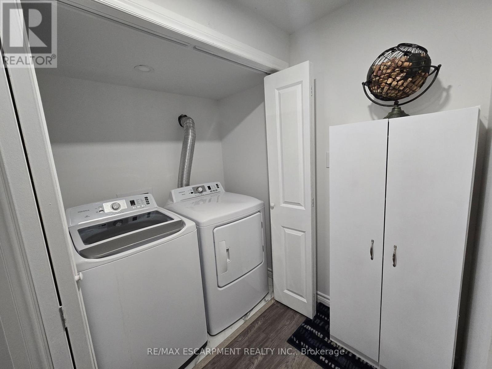 175 Gold Park Gate Property Photo 37