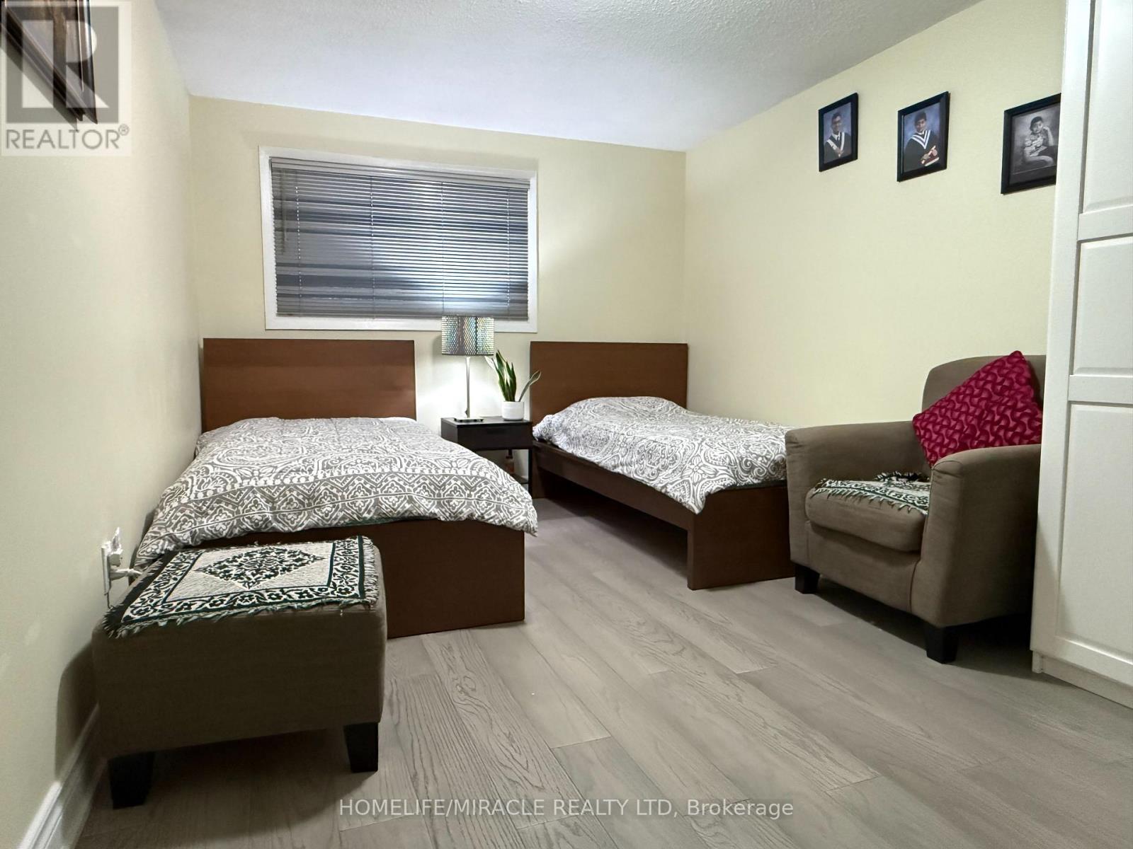 163 Mabley Crescent Property Photo 13