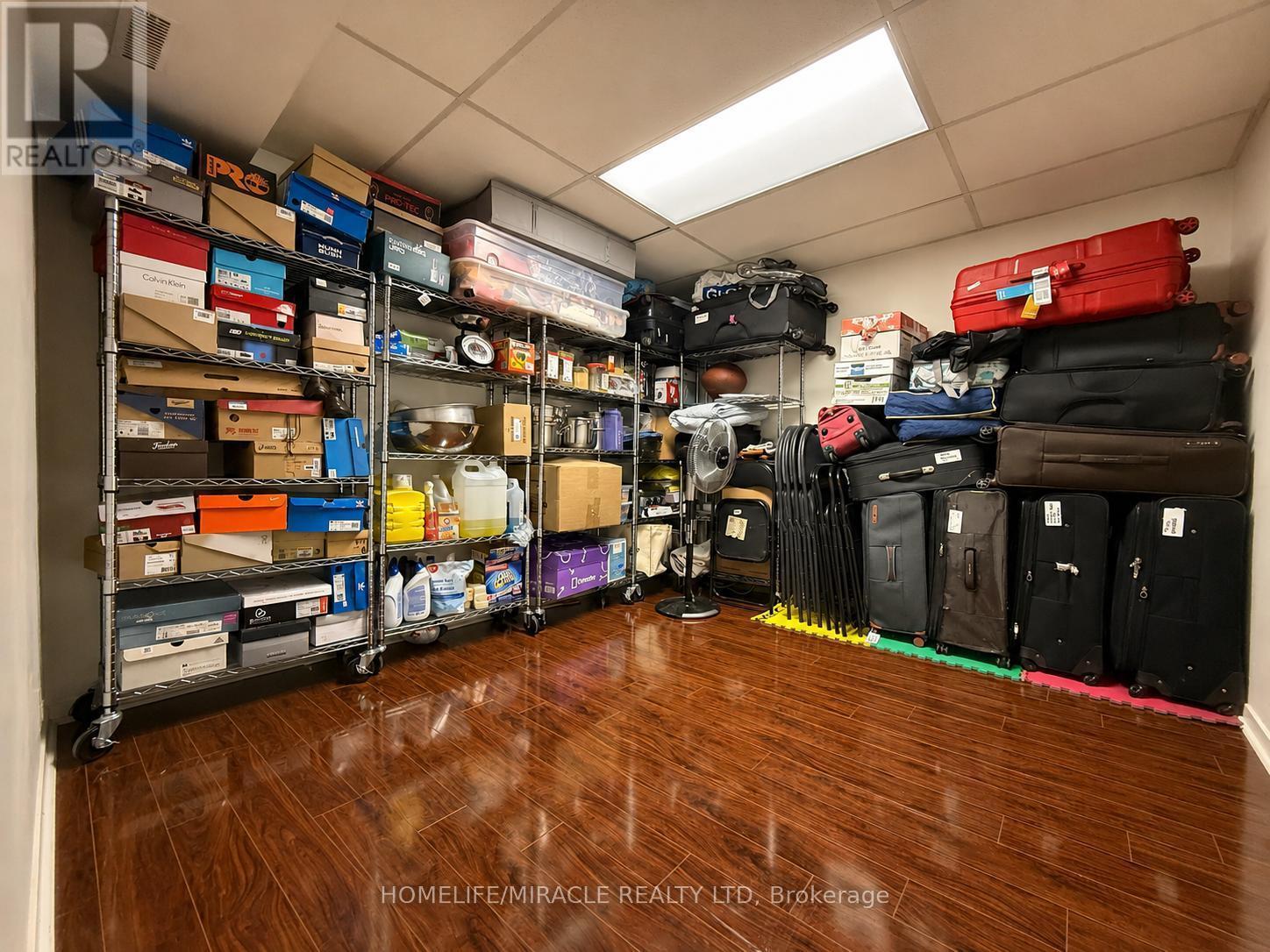 163 Mabley Crescent Property Photo 16