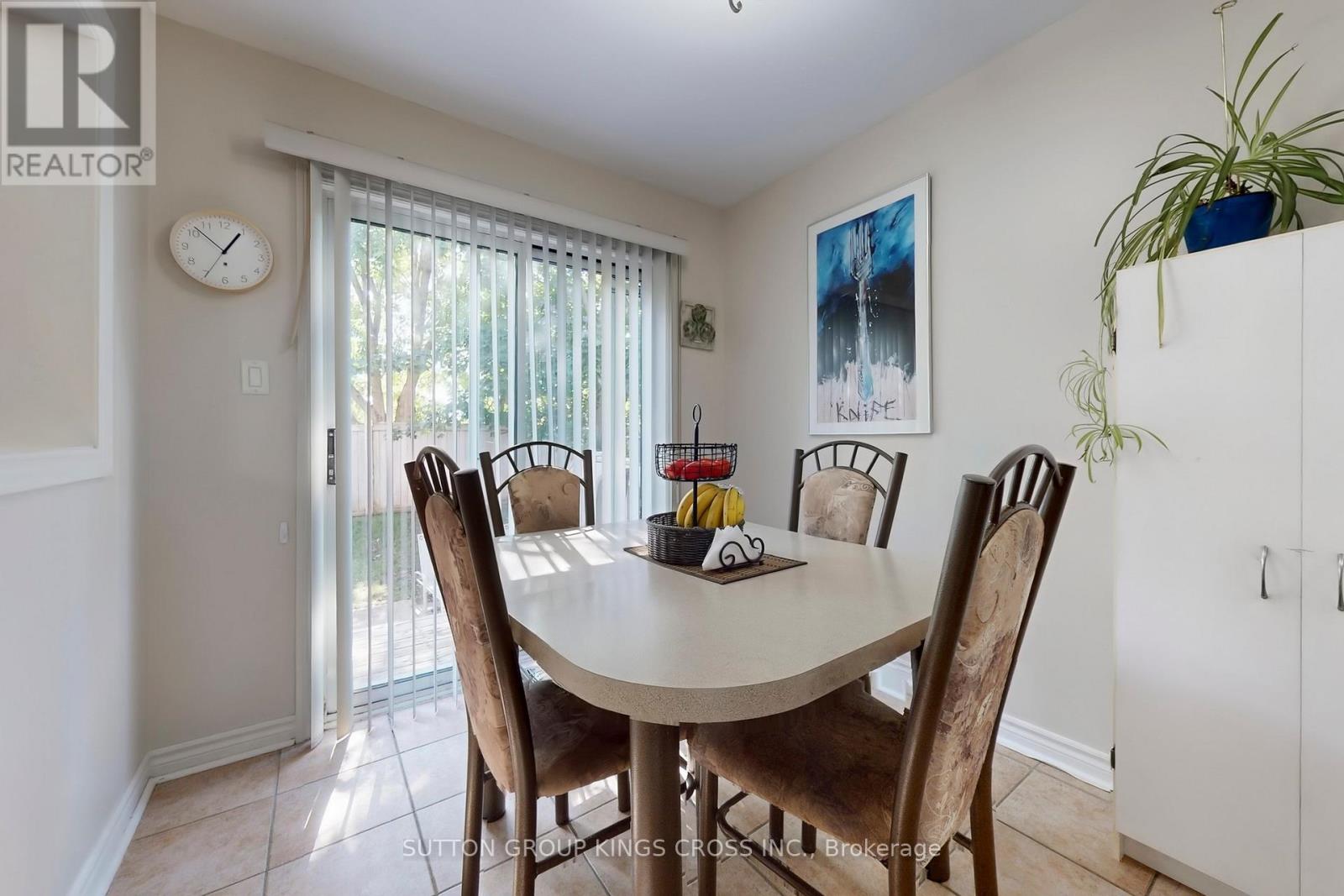 63 Mistleflower Court Property Photo 9