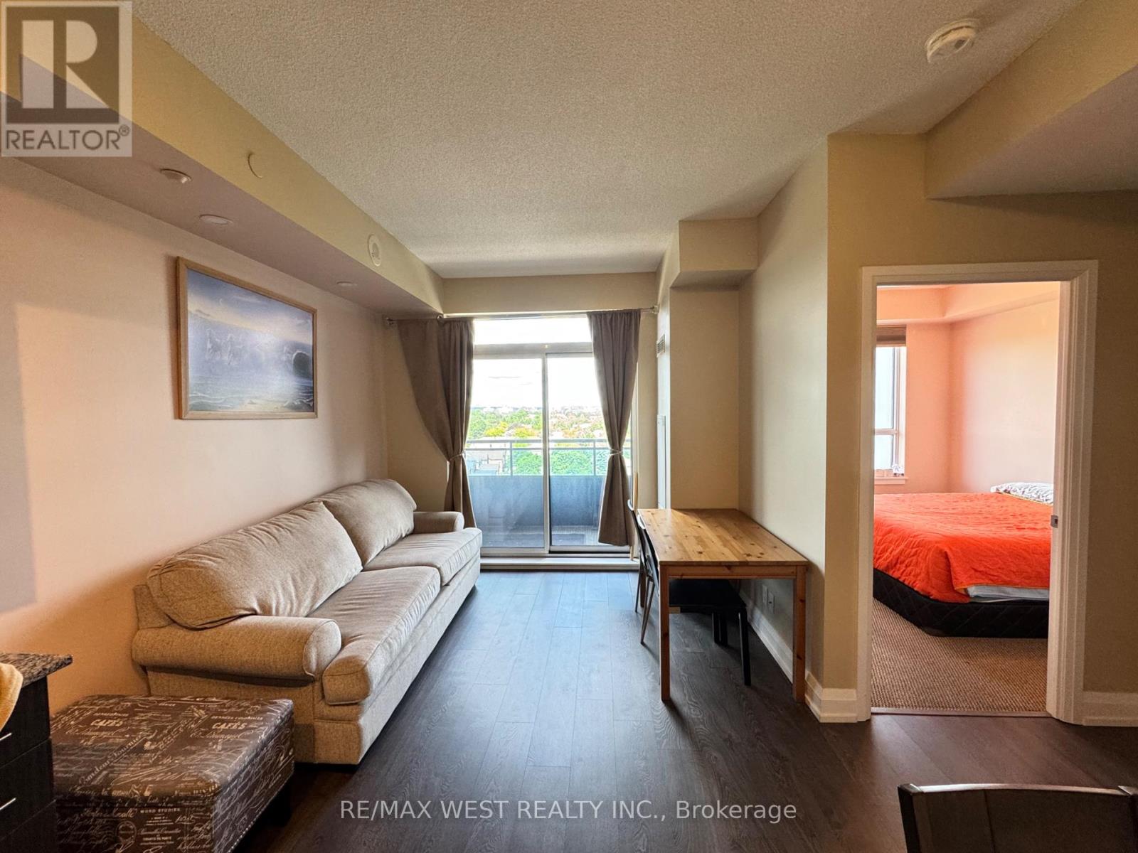 714 - 7900 Bathurst Street Property Photo 7
