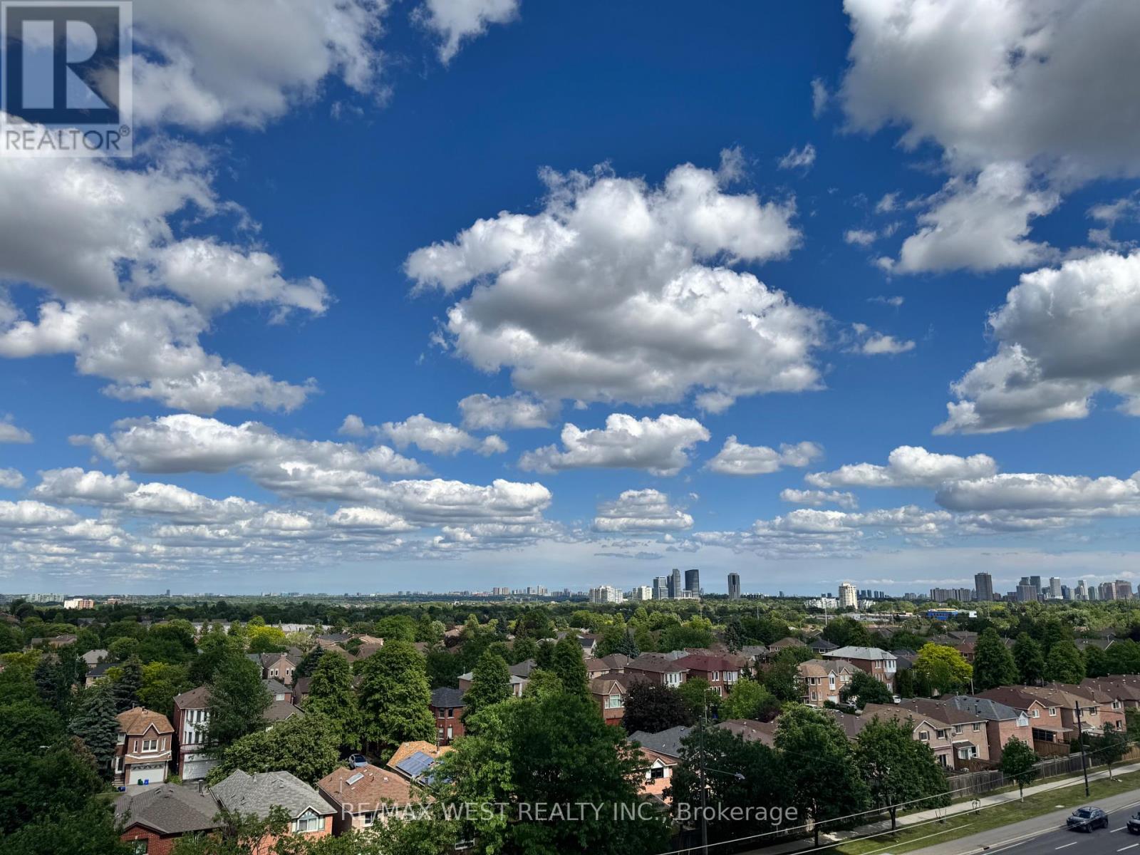 714 - 7900 Bathurst Street Property Photo 14