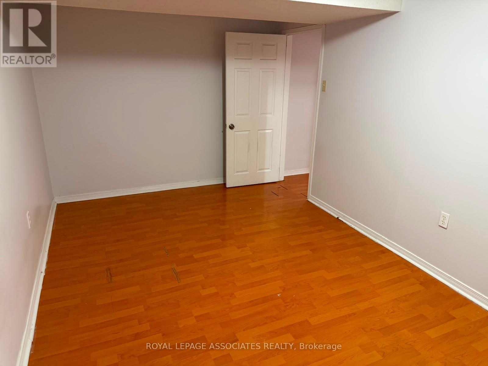 Bsmt - 435 Elson Street Property Photo 5