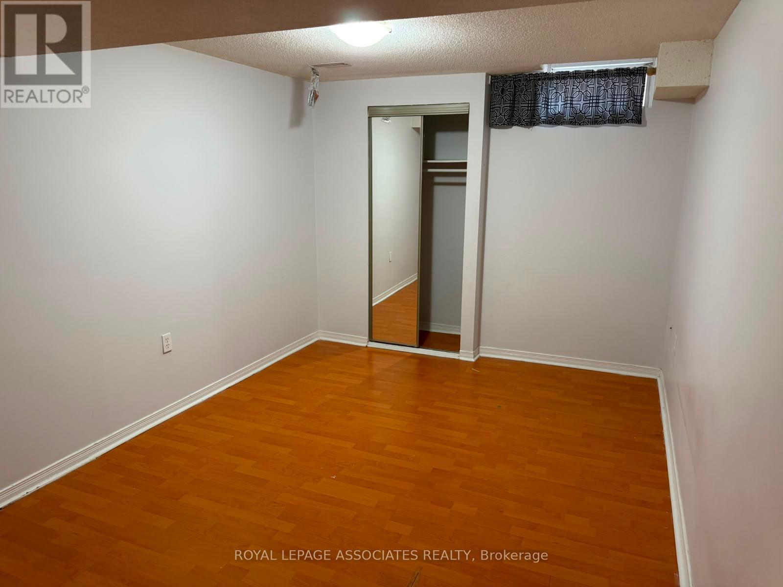 Bsmt - 435 Elson Street Property Photo 6