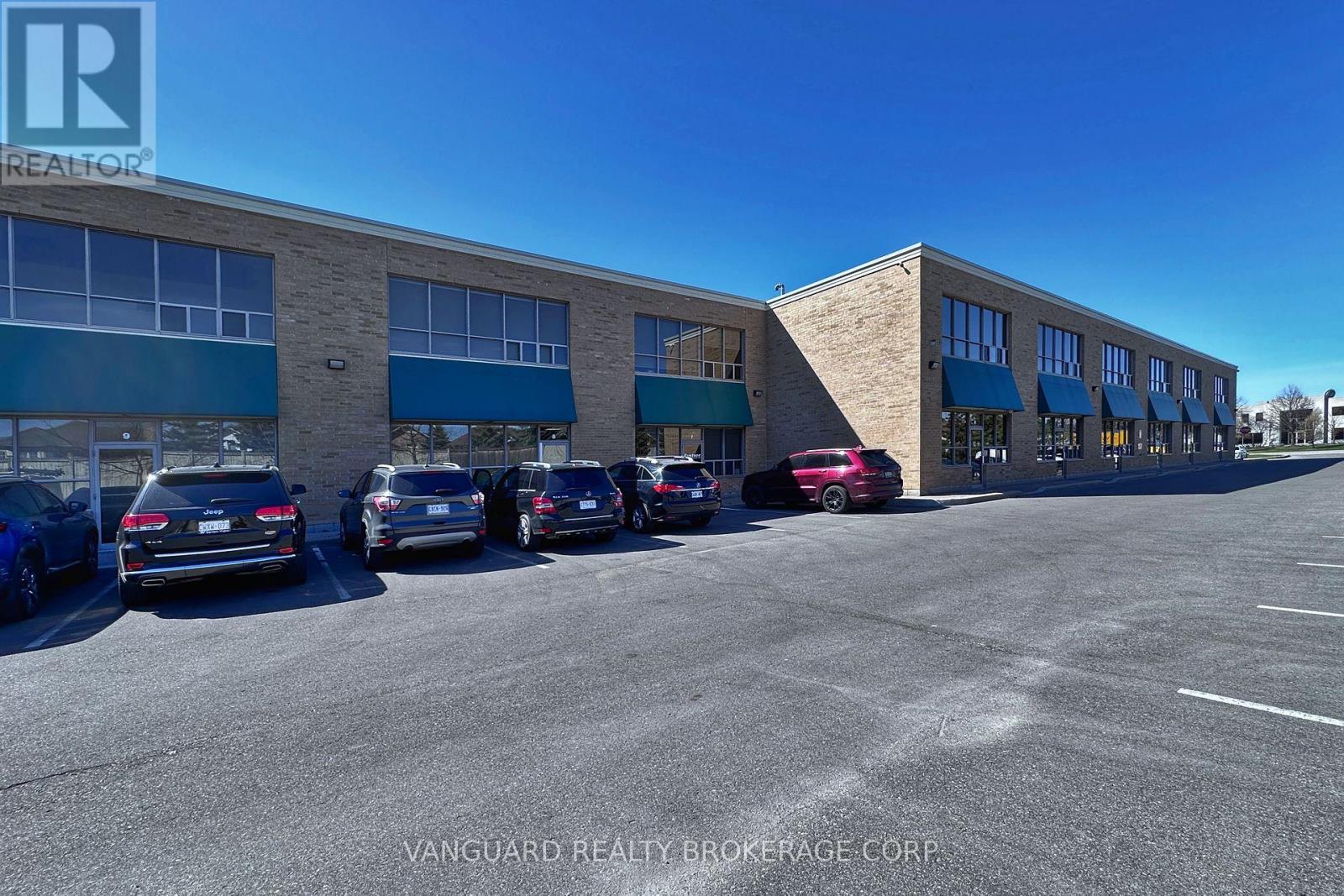 7 - 411 Confederation Parkway Property Photo 2