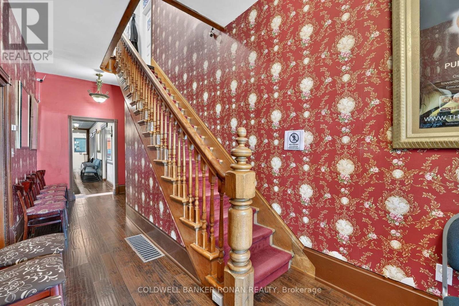 238 Barrie Street Property Photo 6
