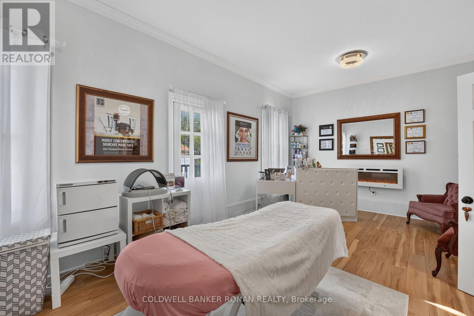 238 Barrie Street Property Photo 11