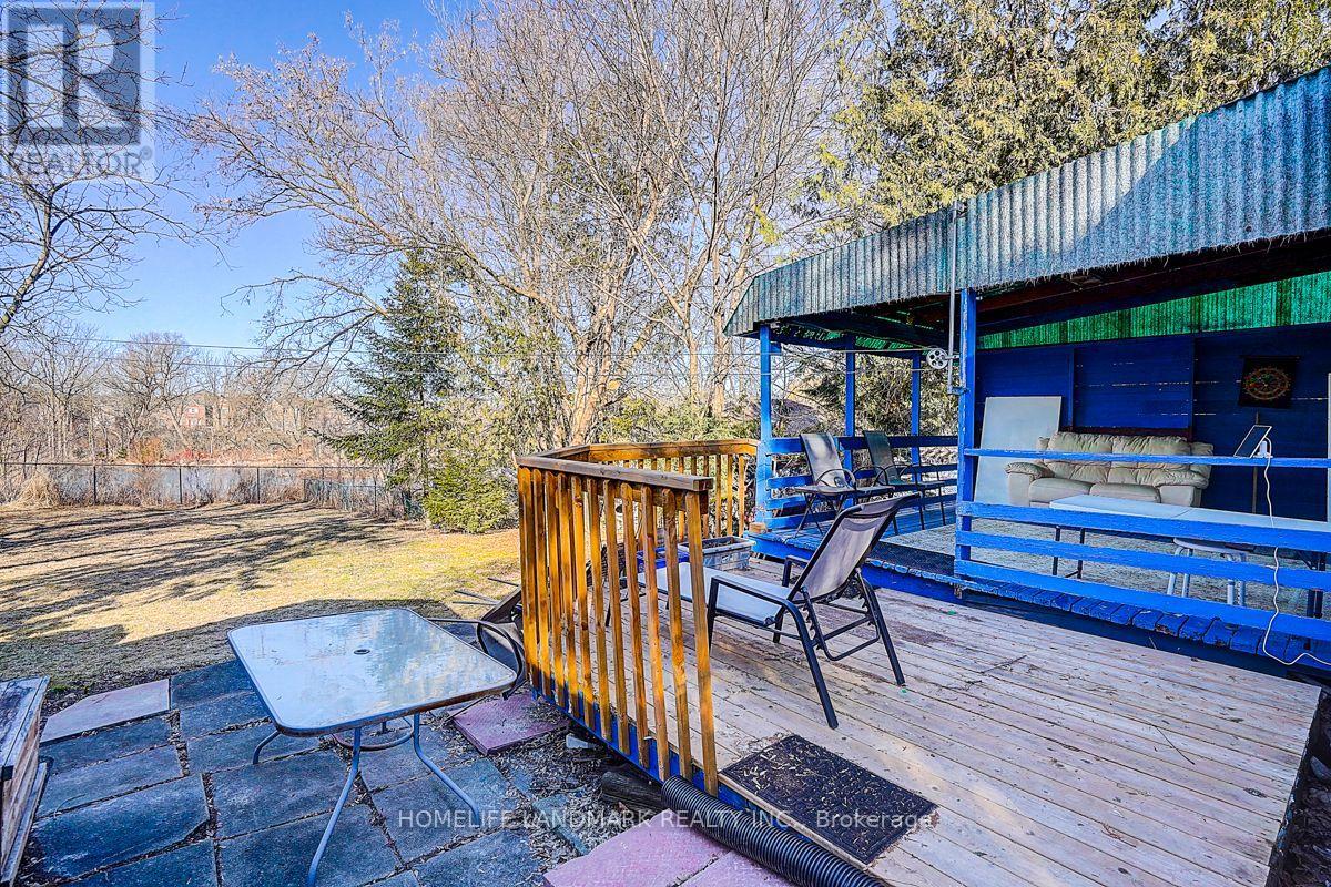 18846 Leslie Street Property Photo 31