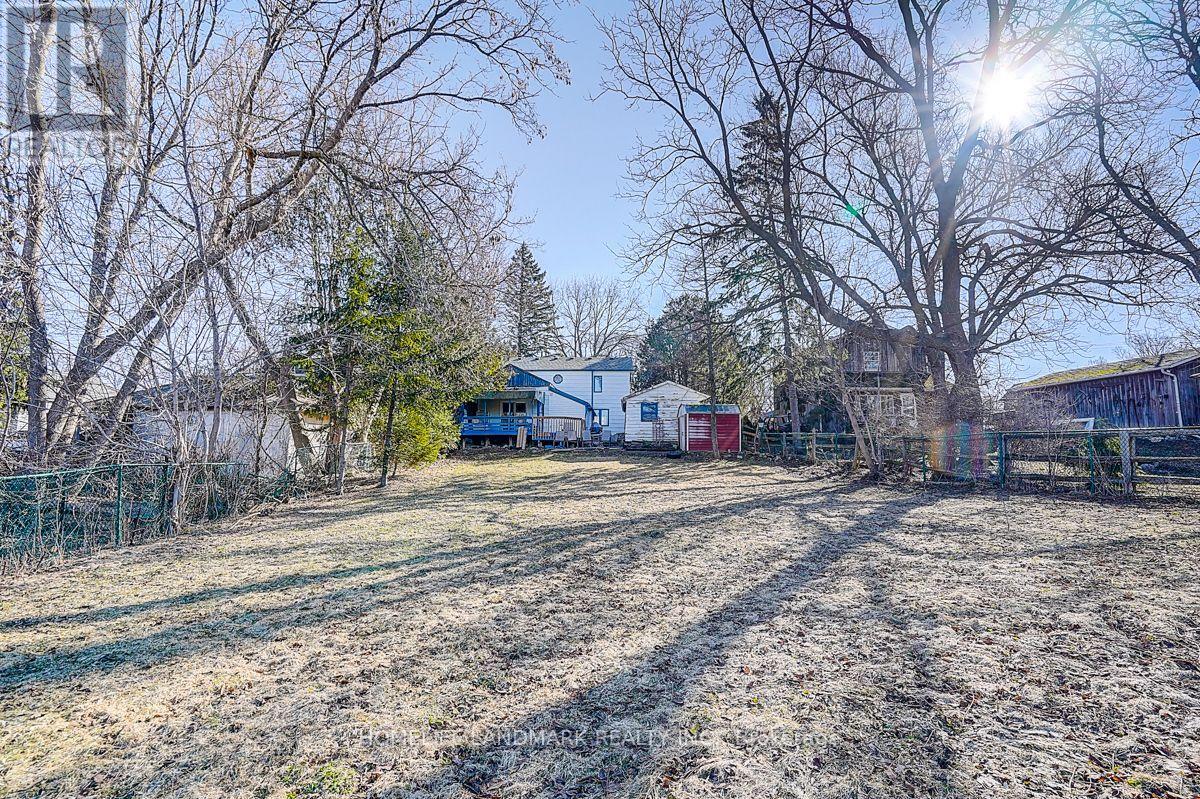 18846 Leslie Street Property Photo 32