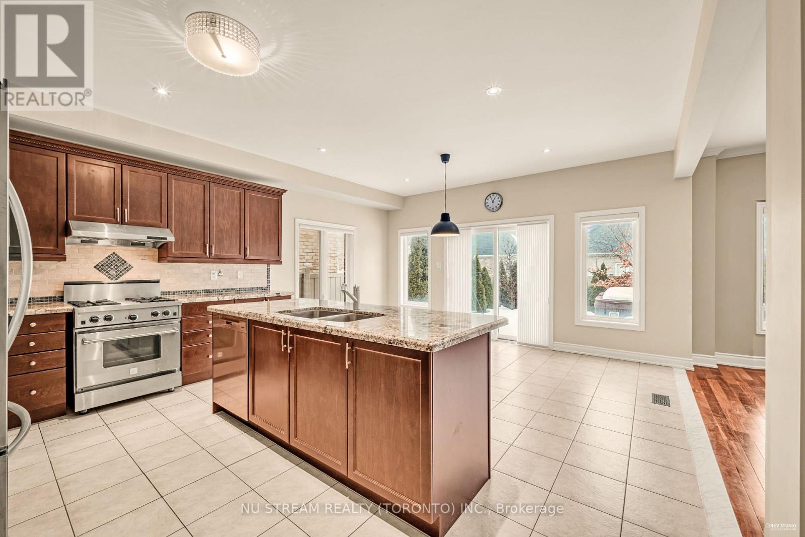 111 Lealinds Road Property Photo 10