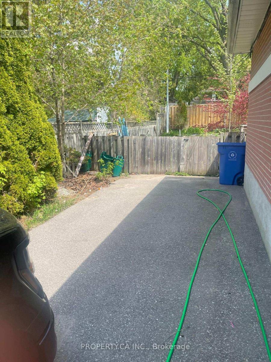 Lower - 61 Aurora Heights Drive Property Photo 3