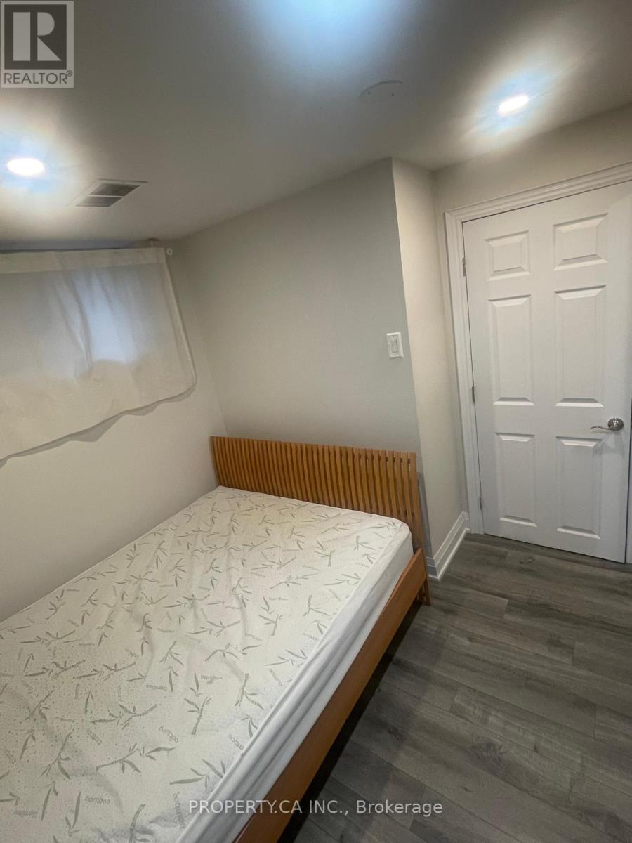 Lower - 61 Aurora Heights Drive Property Photo 15