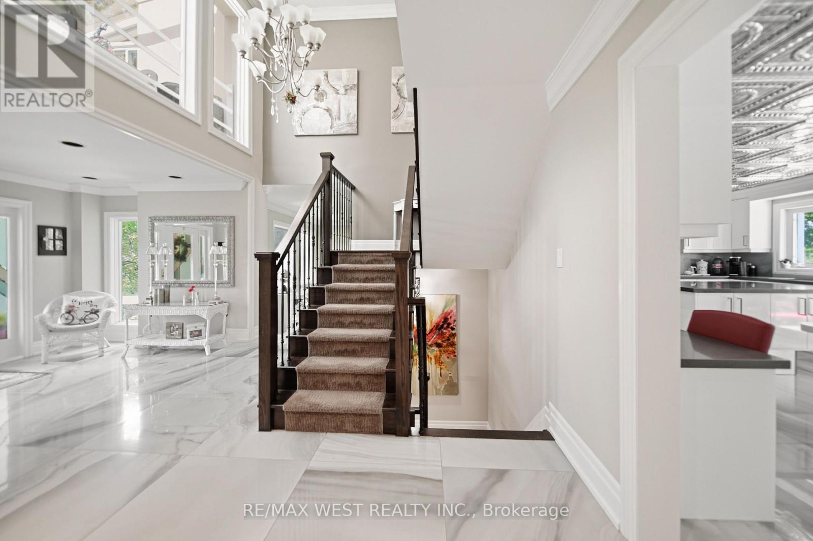 179 Ellis Avenue Property Photo 8