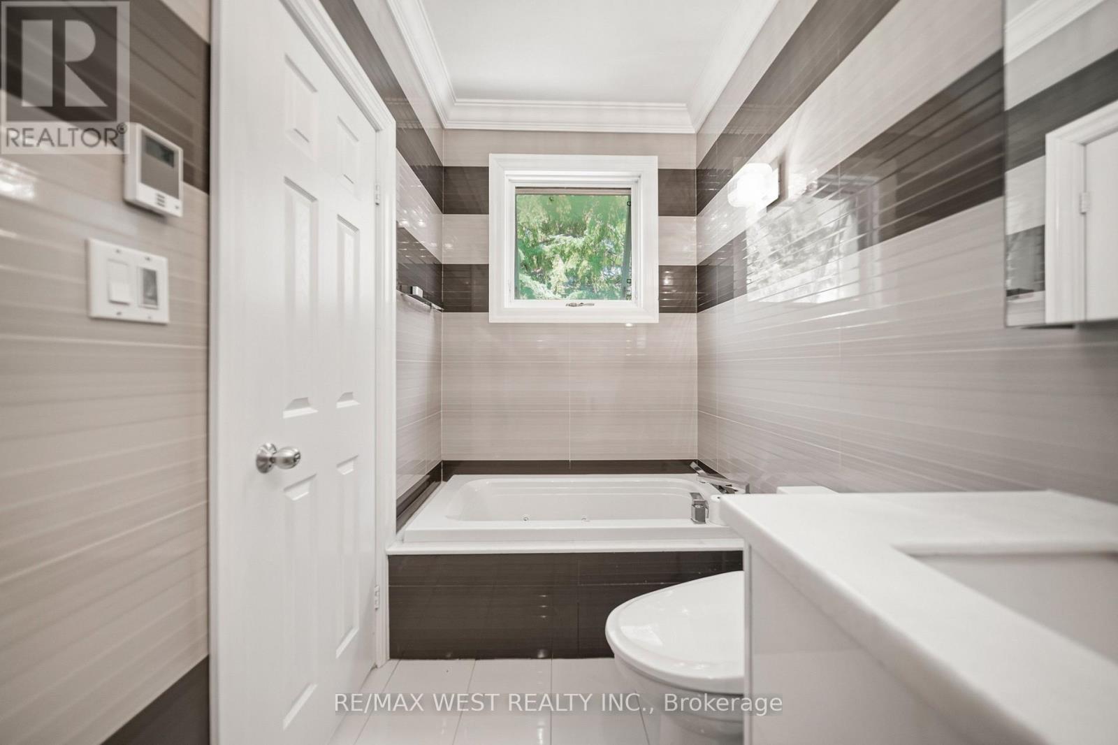 179 Ellis Avenue Property Photo 22