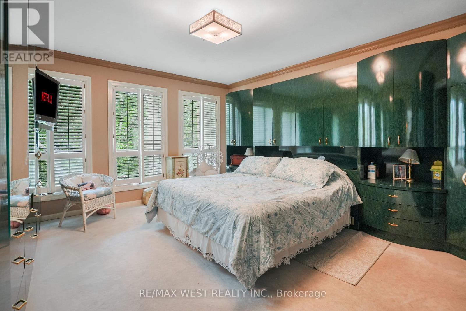 179 Ellis Avenue Property Photo 26