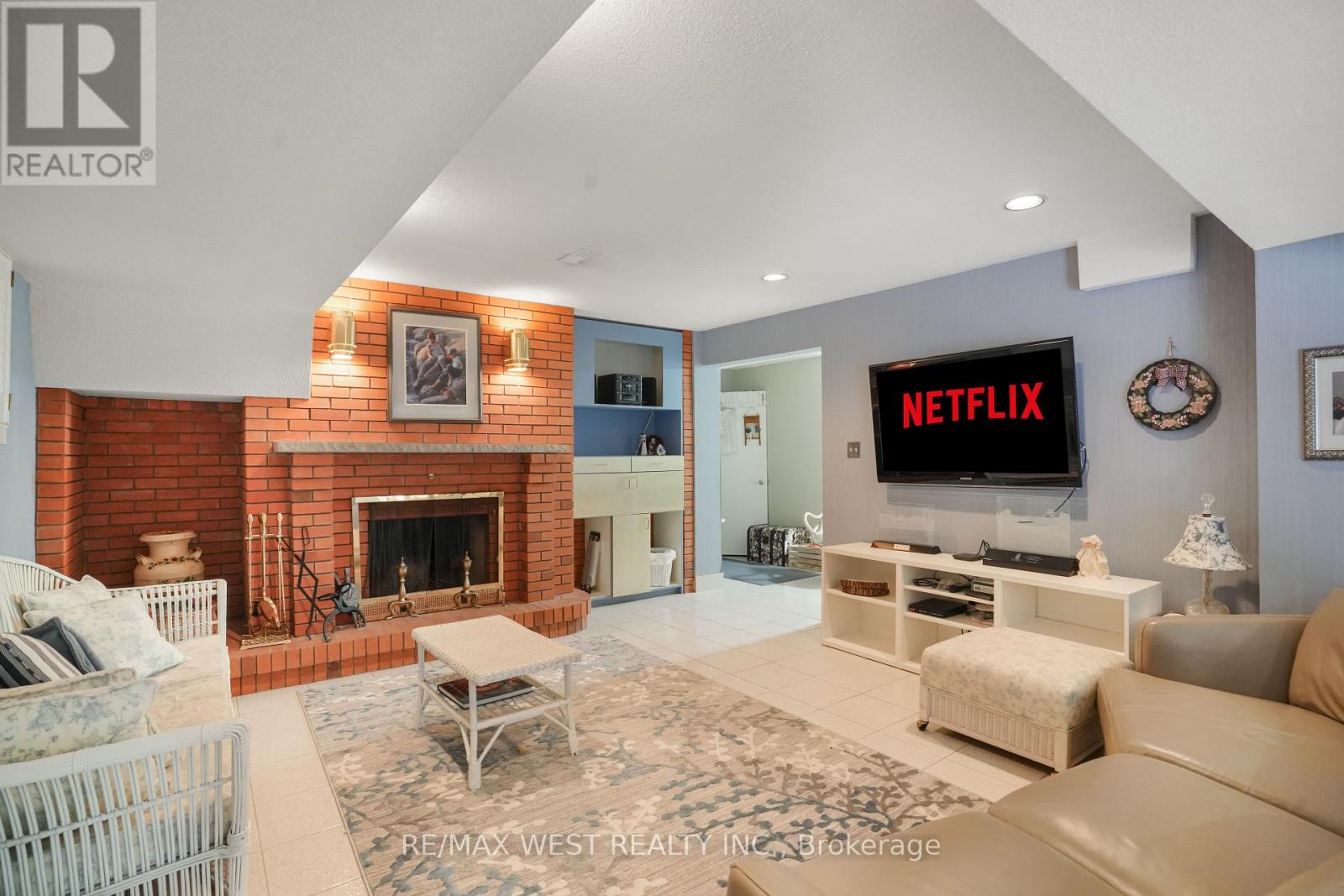 179 Ellis Avenue Property Photo 29