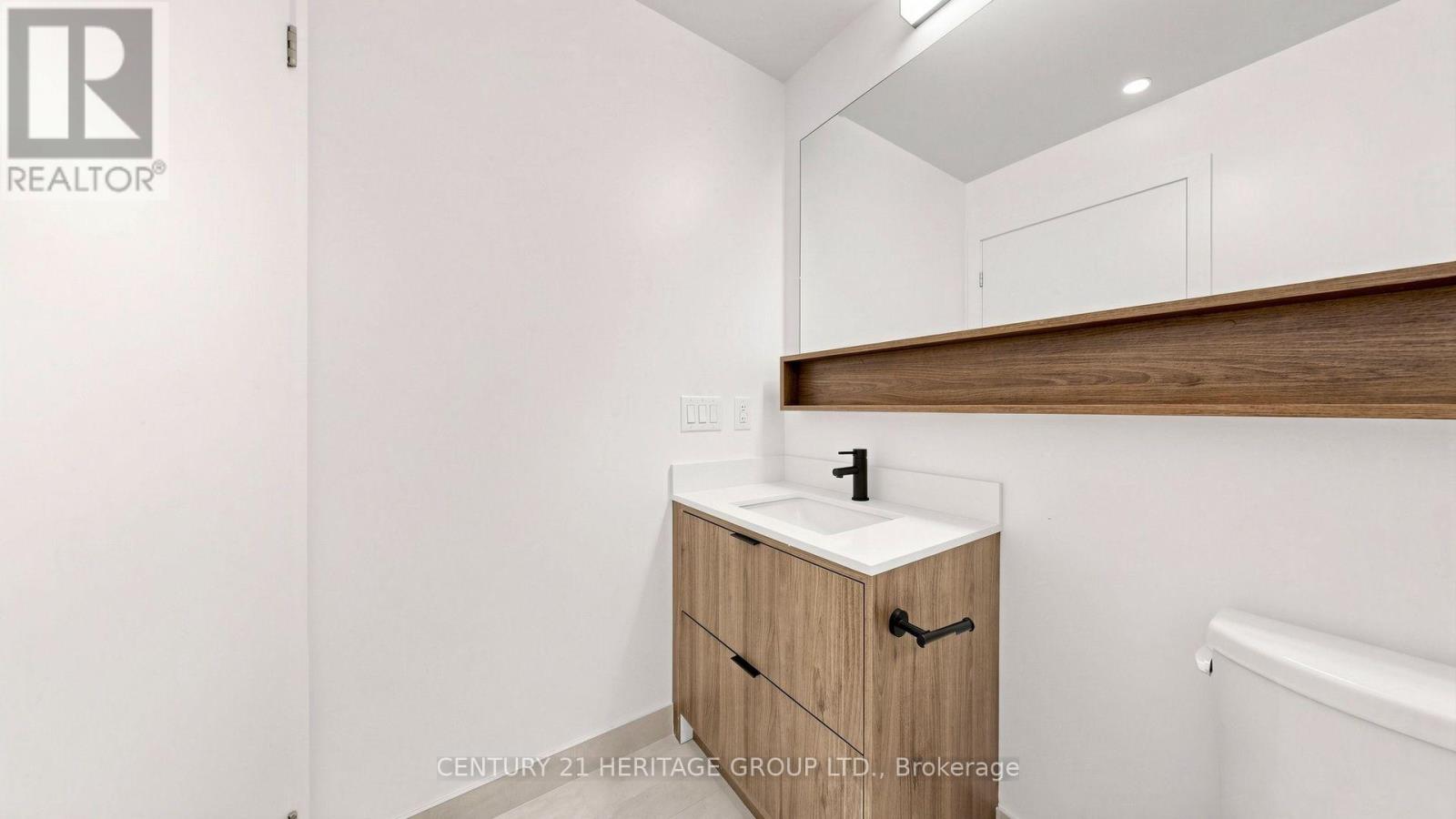 622 - 8888 Yonge Street Property Photo 21