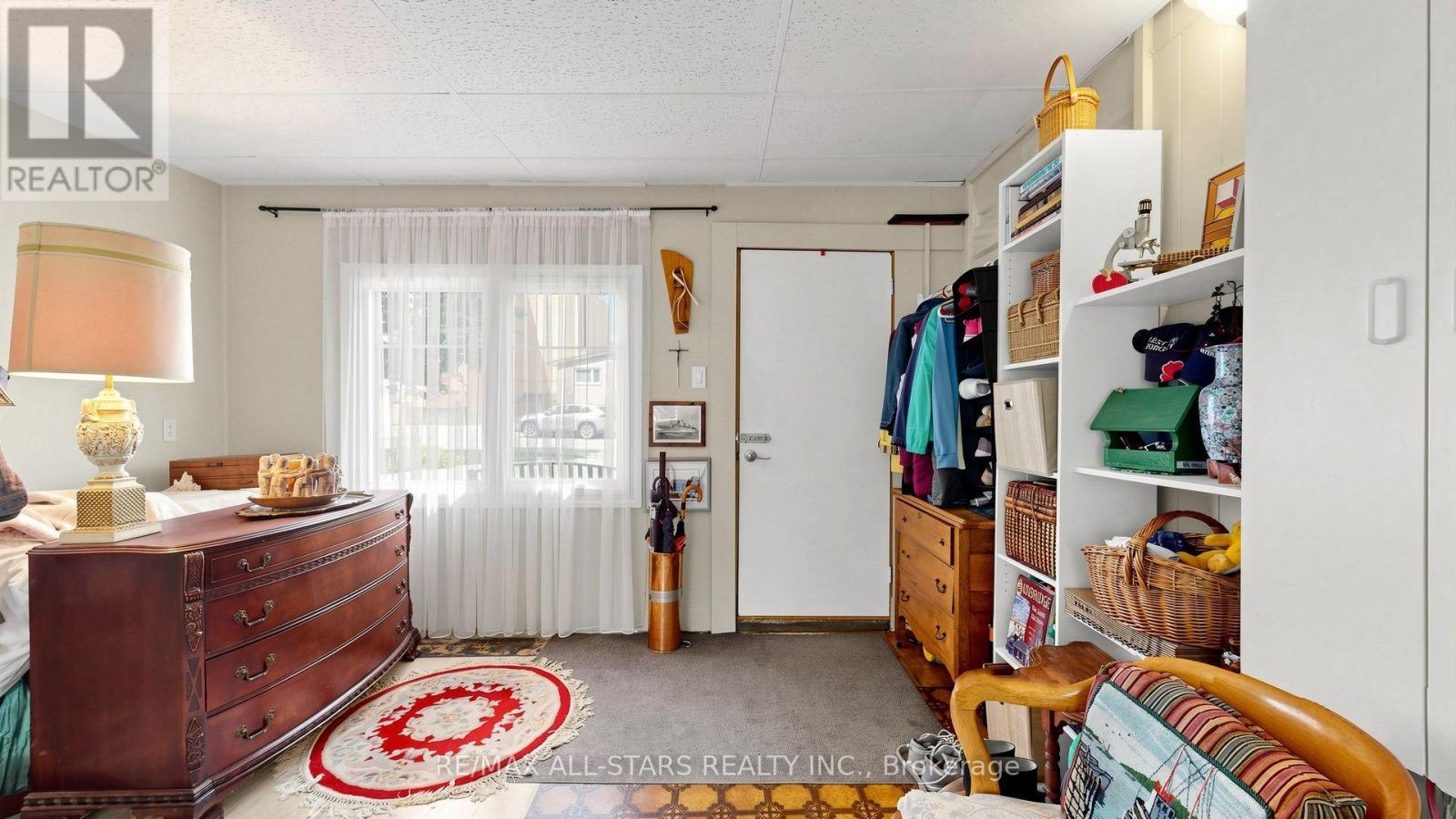43 Toronto Street N Property Photo 12