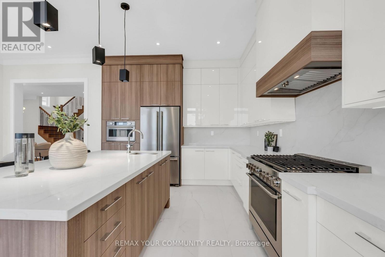 23 Menotti Drive Property Photo 30