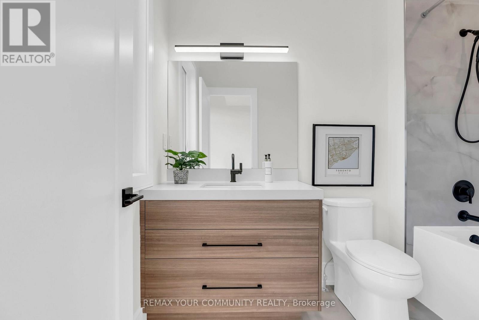 23 Menotti Drive Property Photo 48