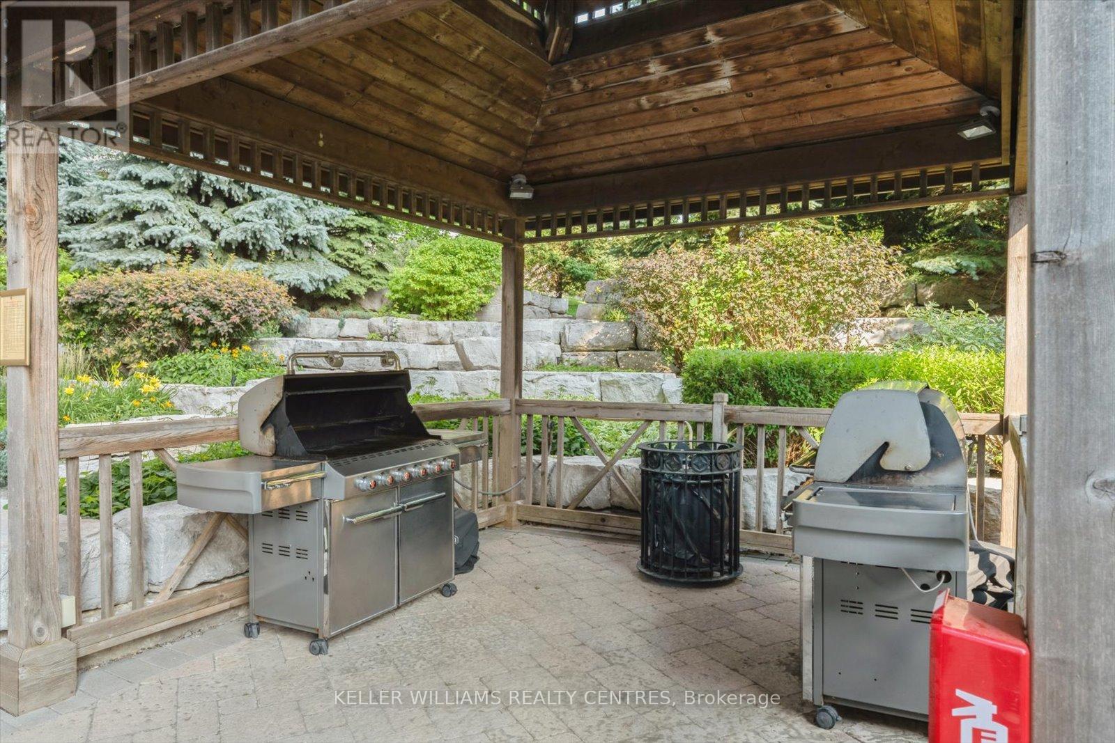 902 - 9245 Jane Street Property Photo 31