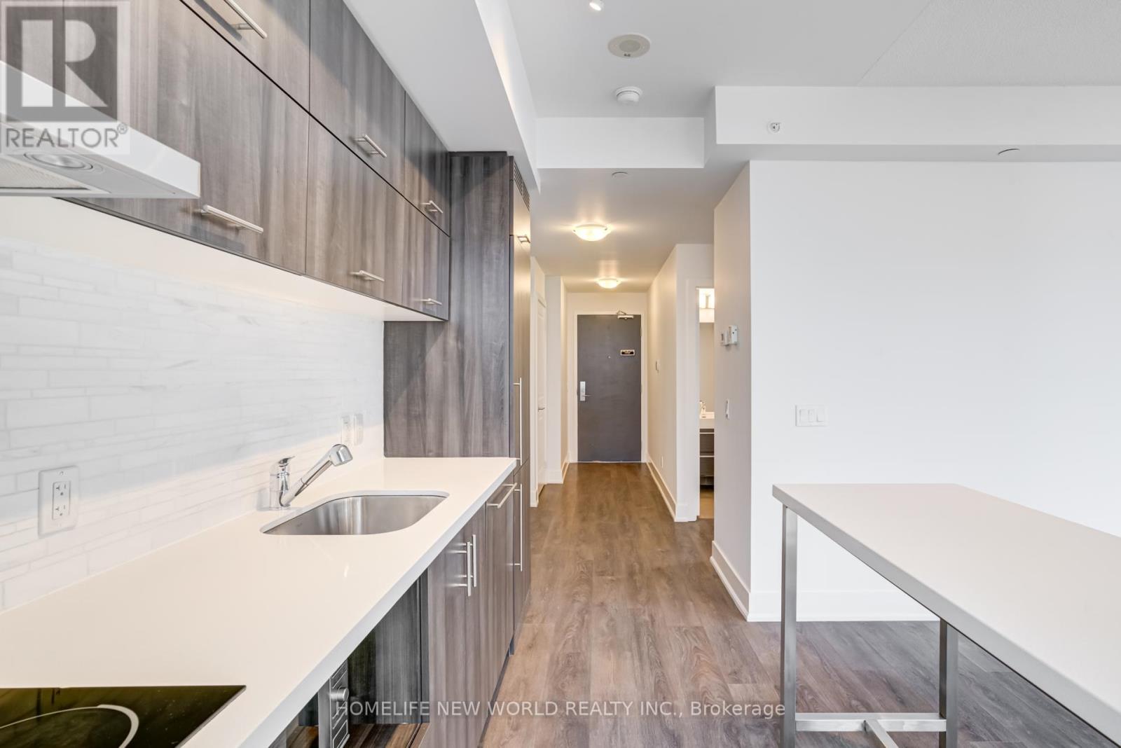 1014 - 8081 Birchmount Road Property Photo 6