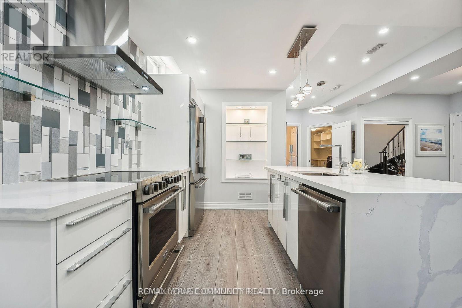 336 Farrell Road Property Photo 17
