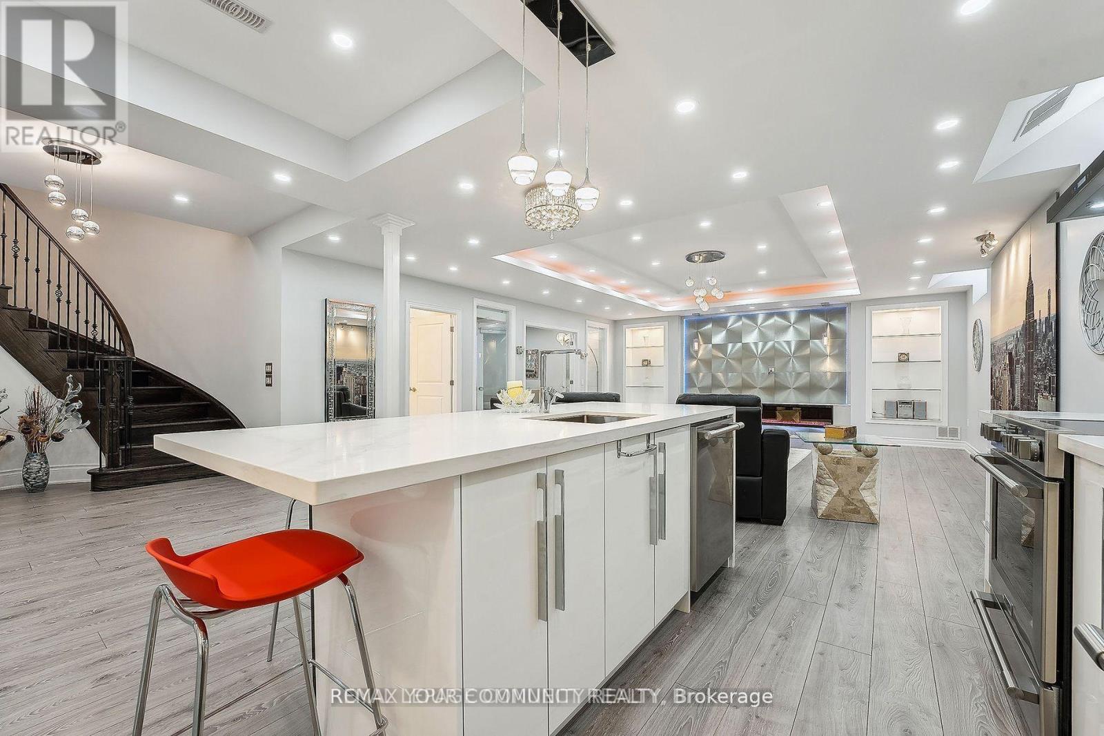 336 Farrell Road Property Photo 18