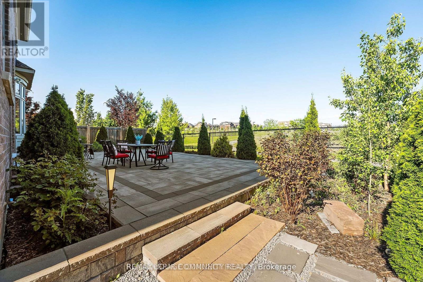336 Farrell Road Property Photo 32