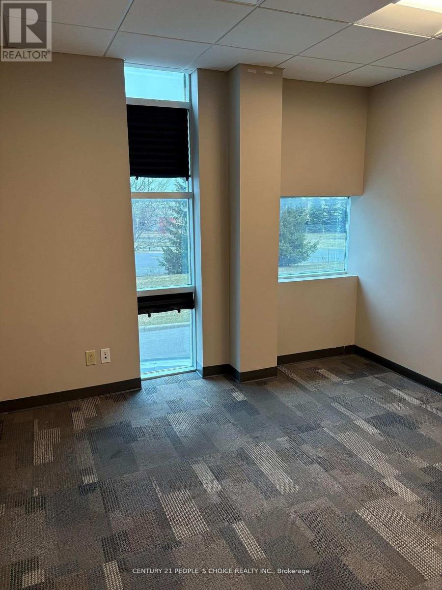 14 - 595 Cityview Boulevard Property Photo 6