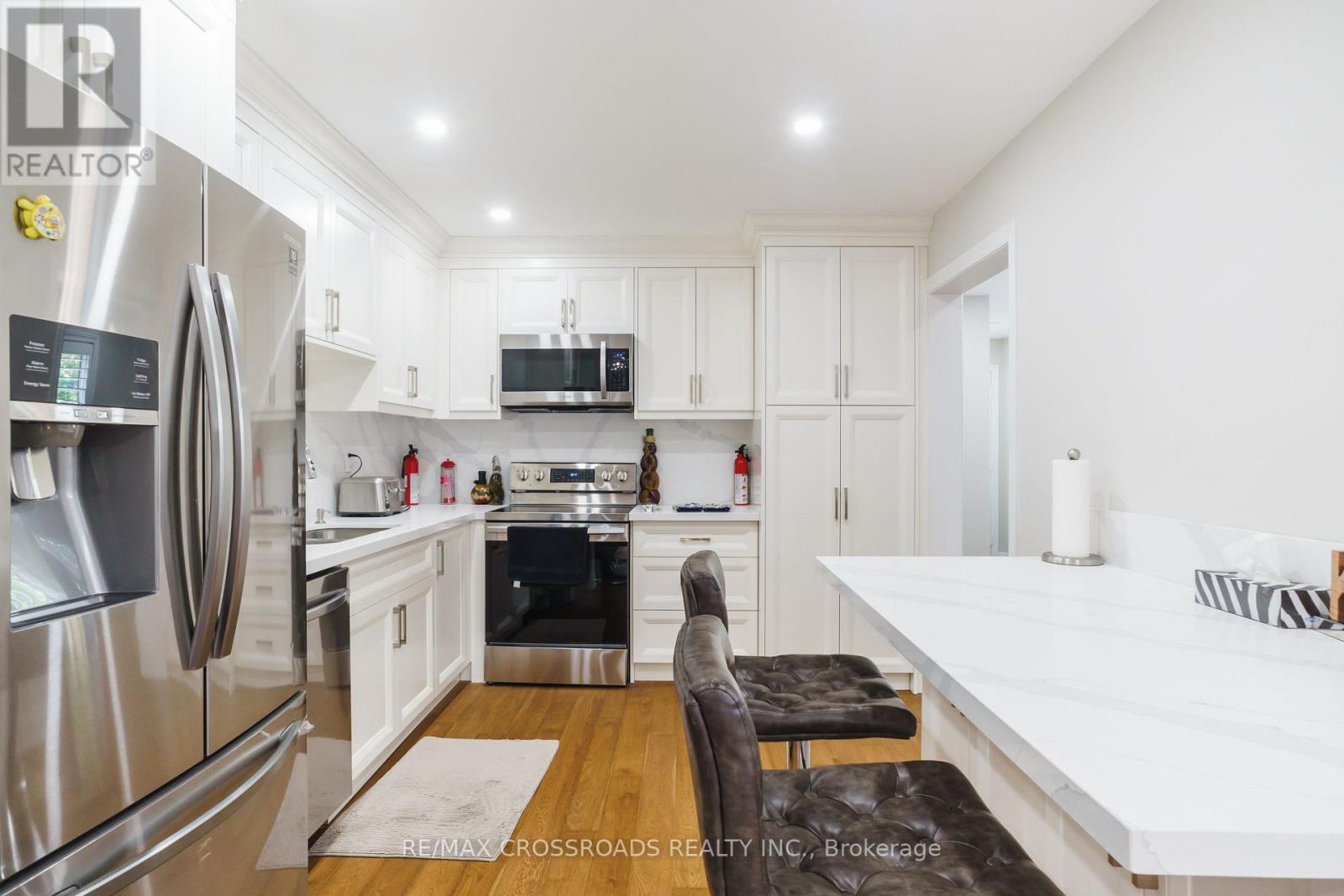 50 Widdifield Avenue Property Photo 2