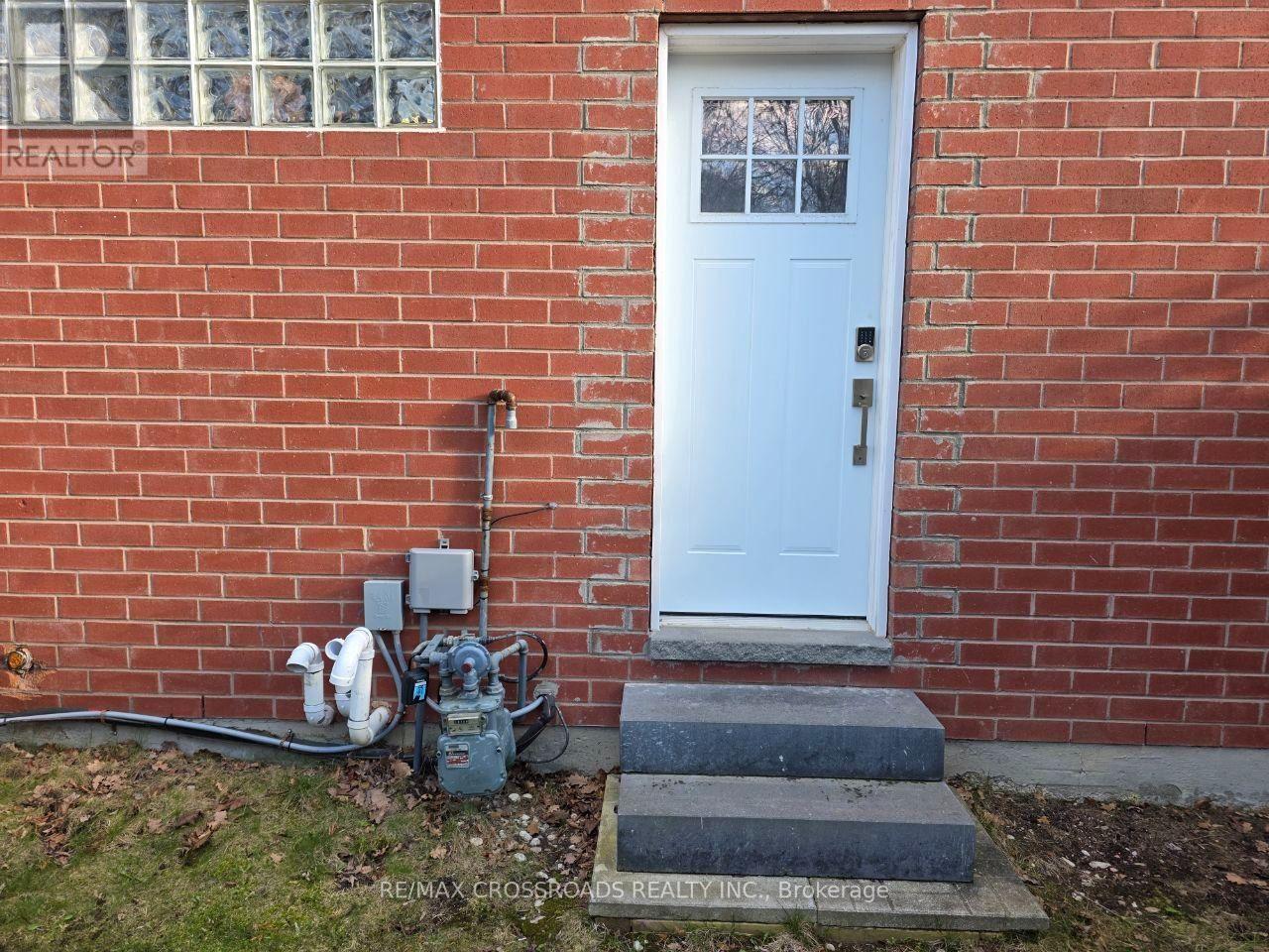 50 Widdifield Avenue Property Photo 18