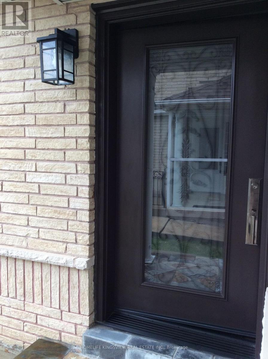30 Condotti Drive Property Photo 4