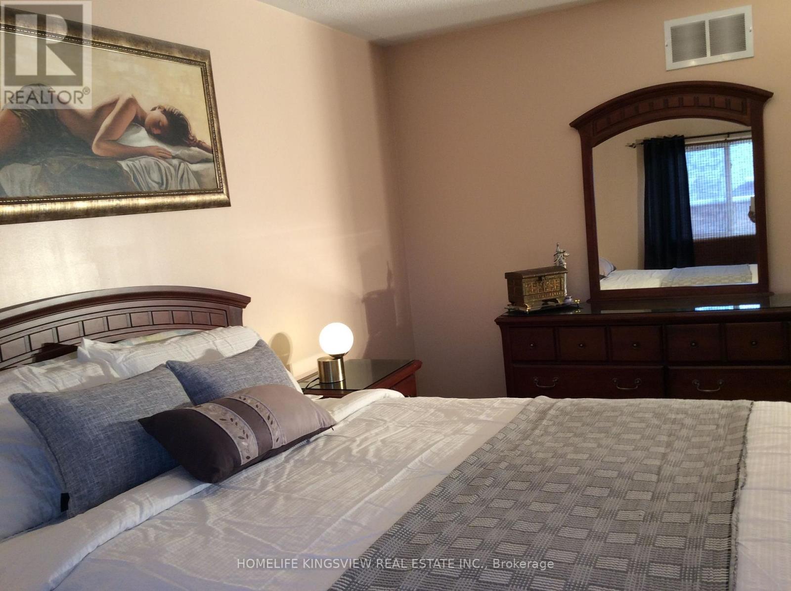30 Condotti Drive Property Photo 12