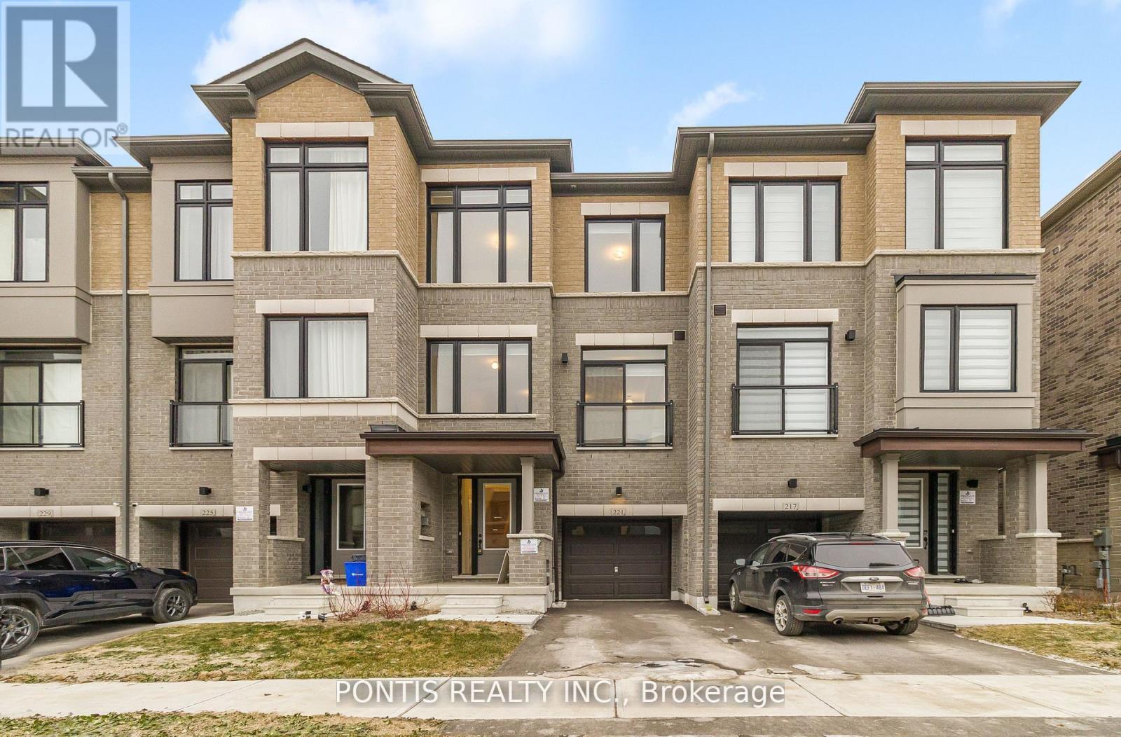 221 TENNANT CIRCLE