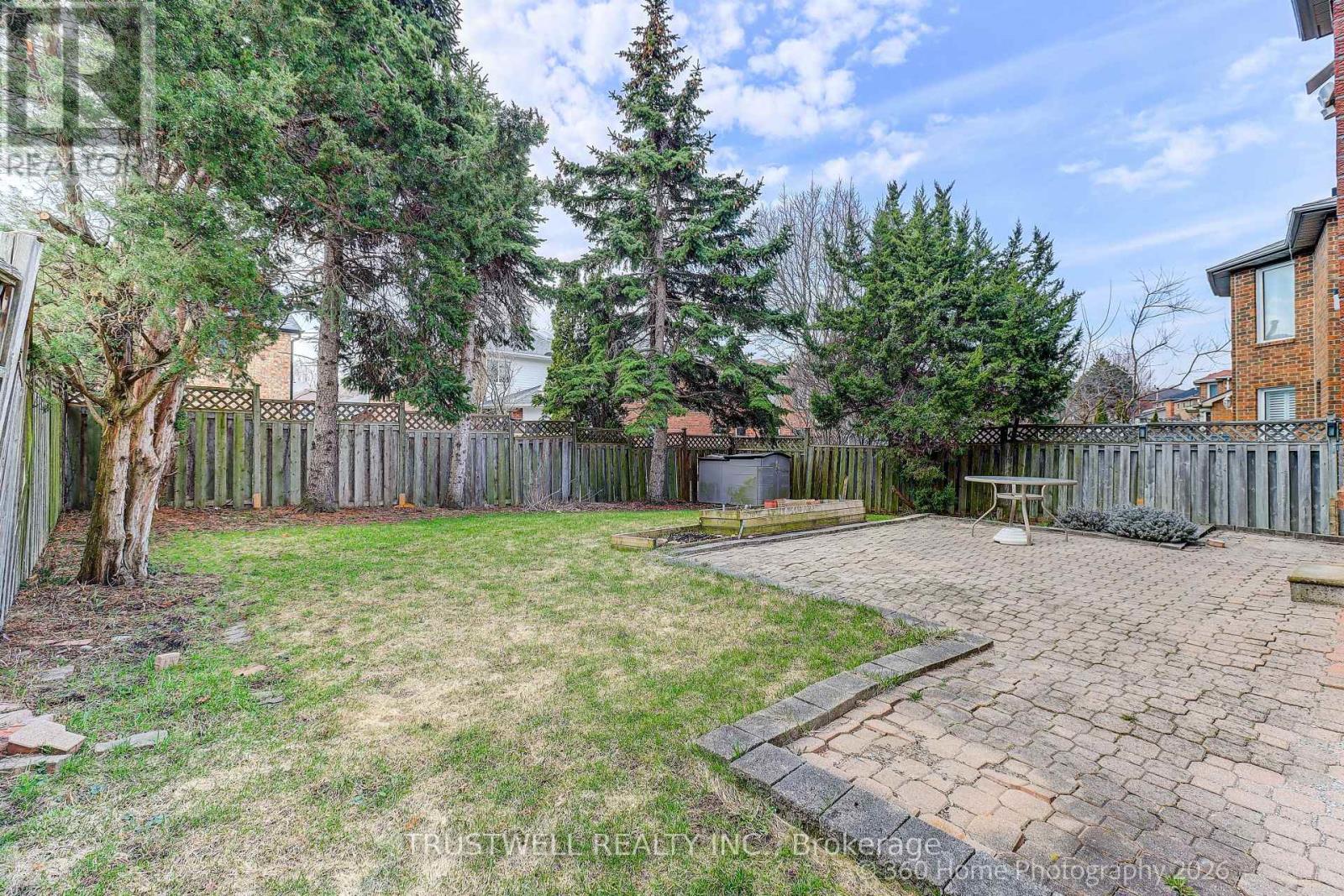224 Hollingham Road Property Photo 12