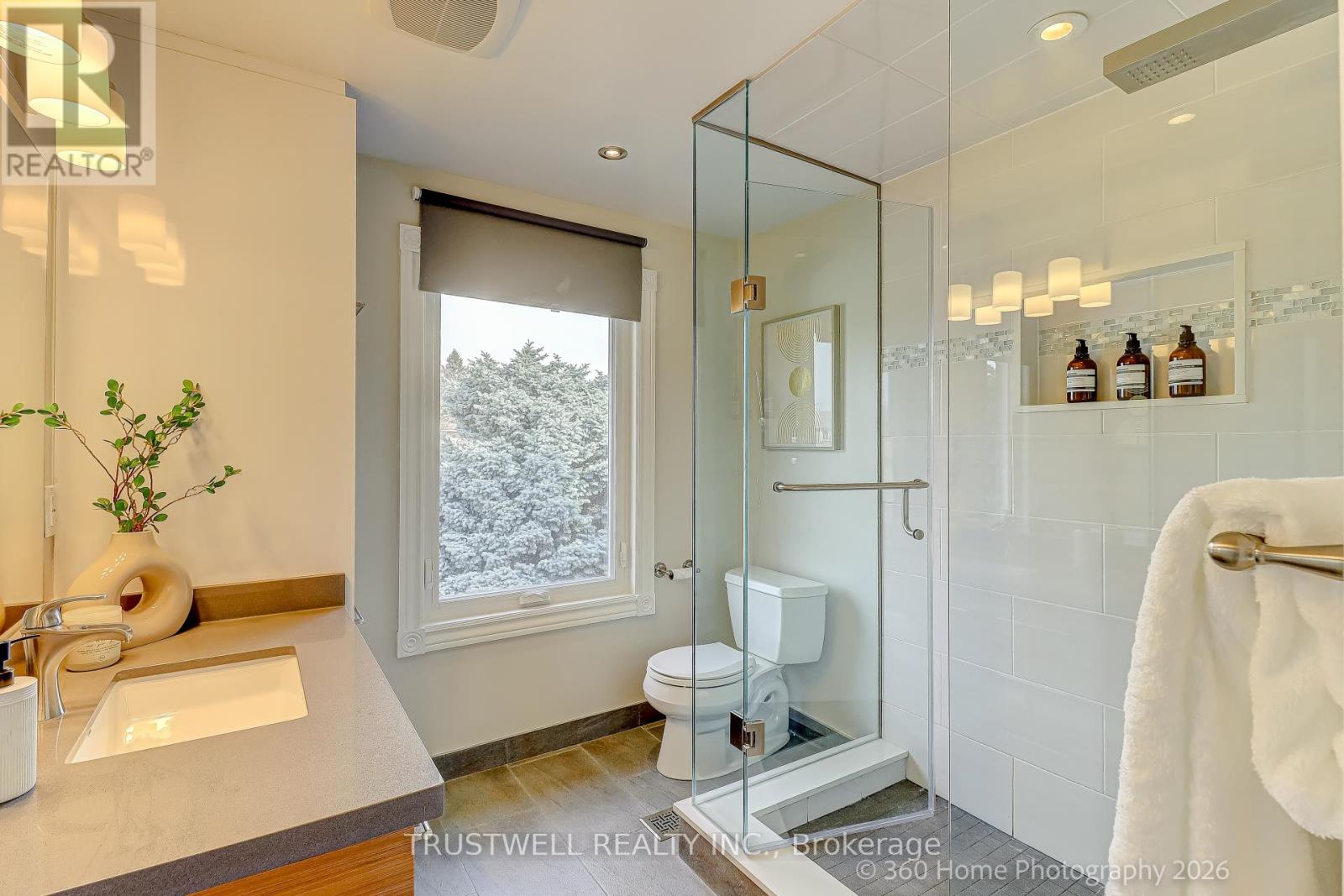 224 Hollingham Road Property Photo 24