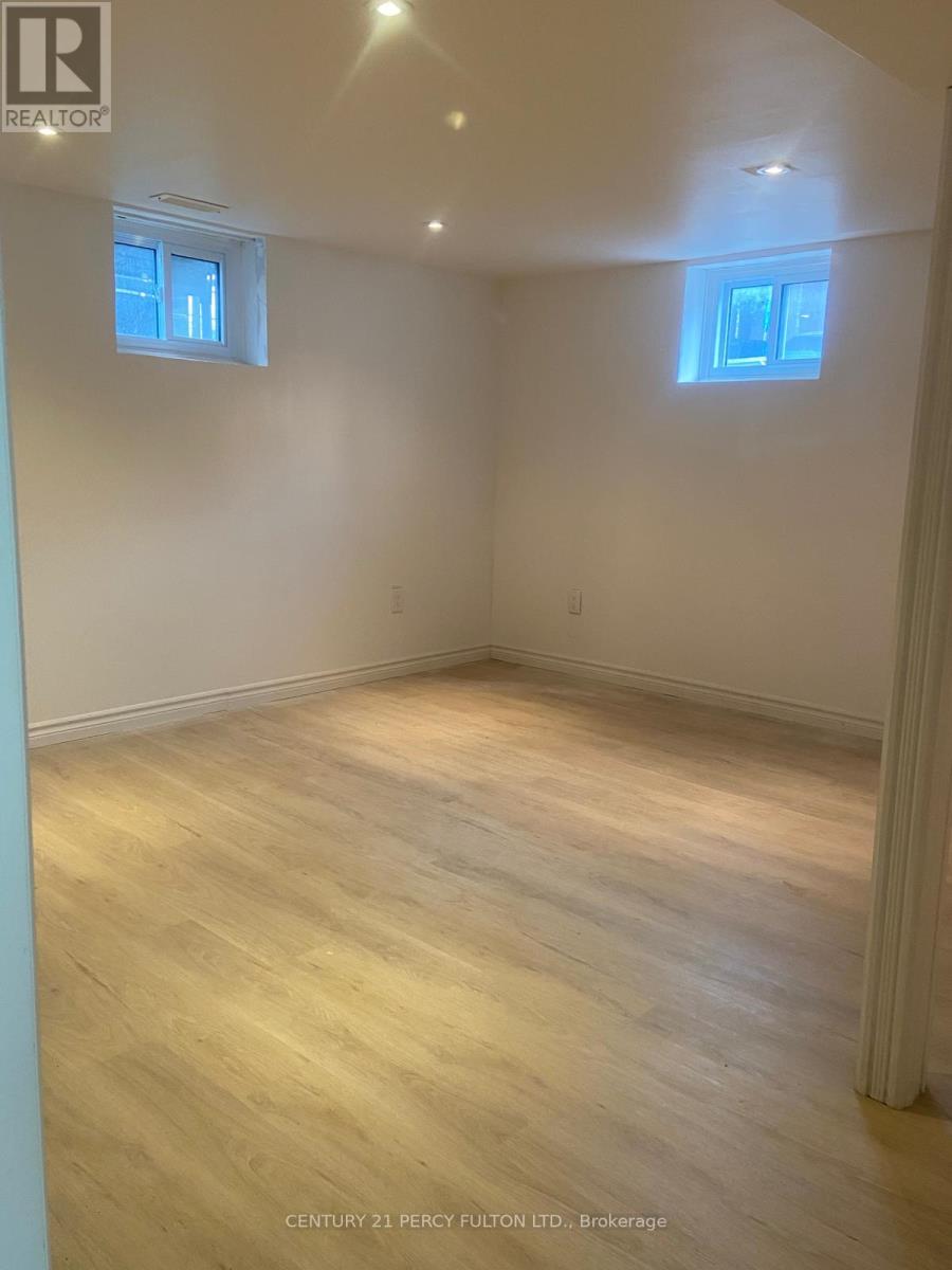 Bsmnt - 92 Septonne Avenue Property Photo 2