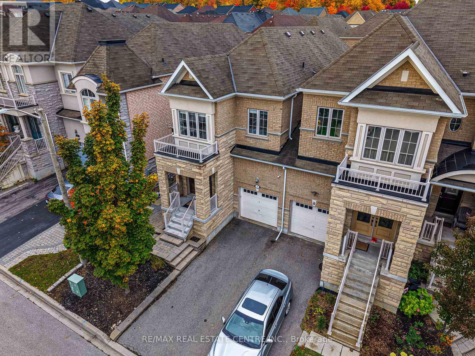 8 BRISTLEWOOD CRESCENT Property Photo 1
