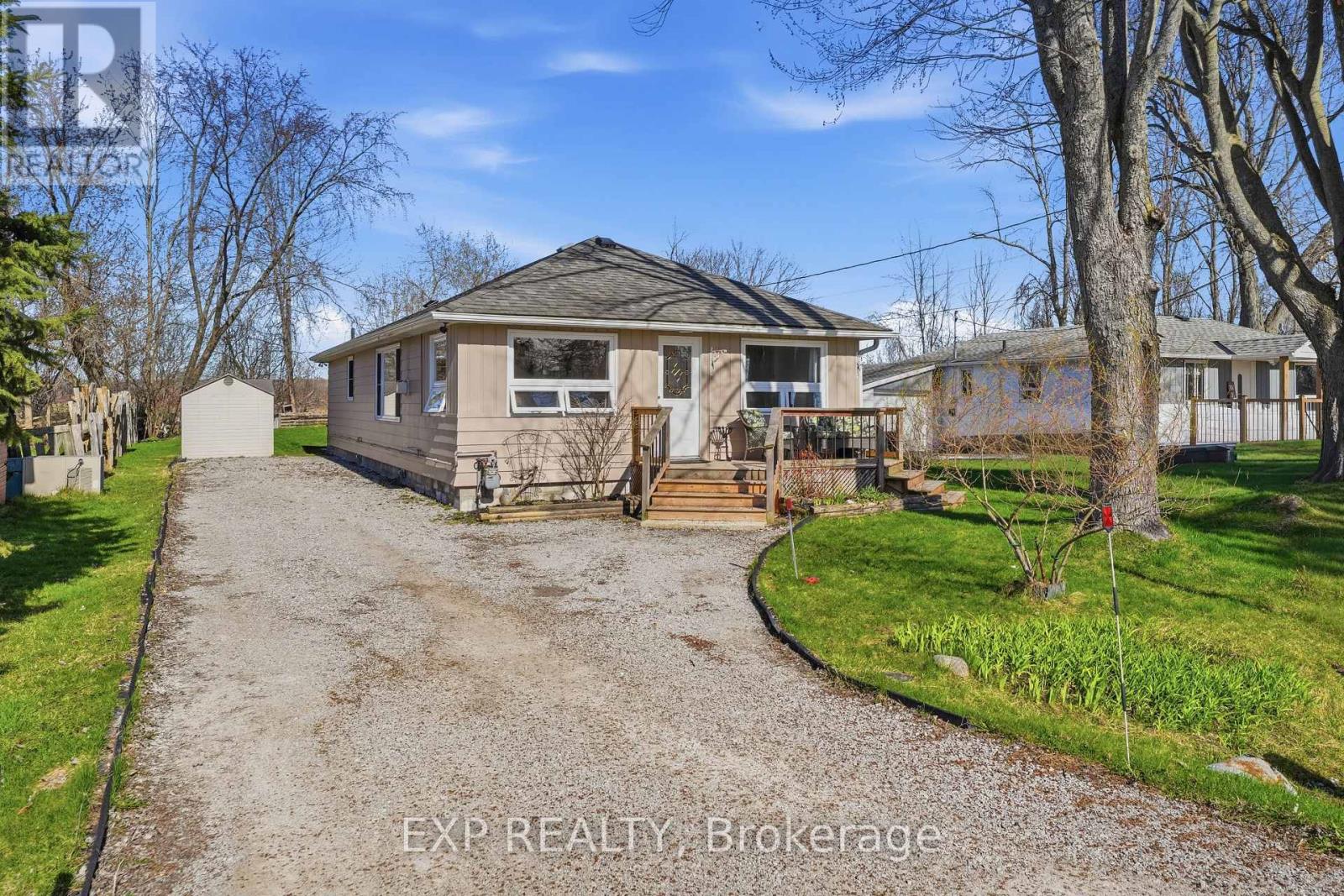 33 Isle Vista Drive Property Photo