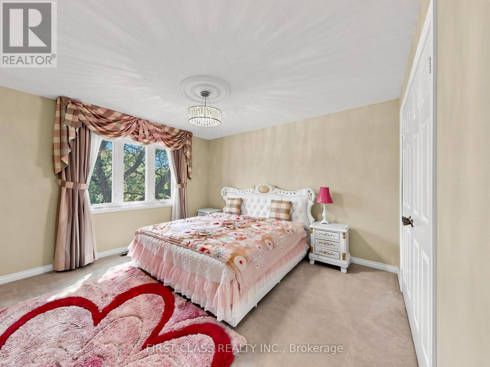 9 Westpoint Court Property Photo 27