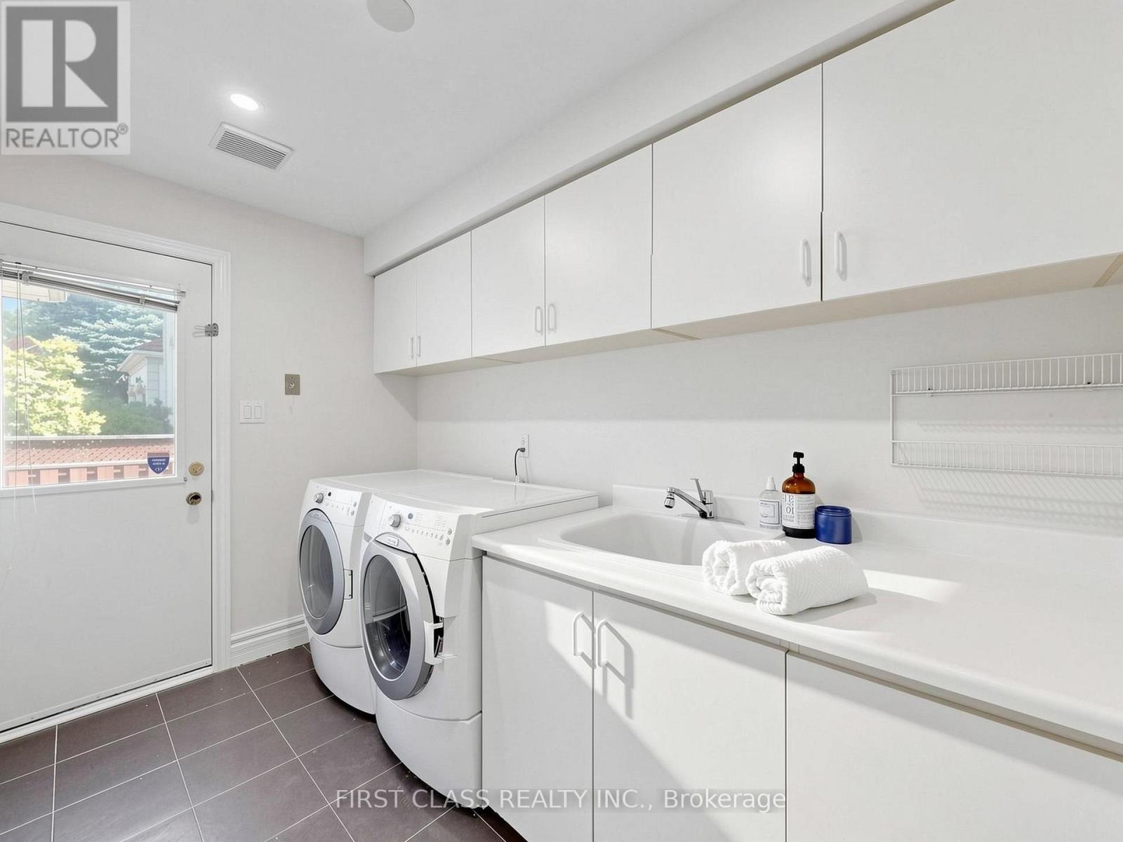 9 Westpoint Court Property Photo 30