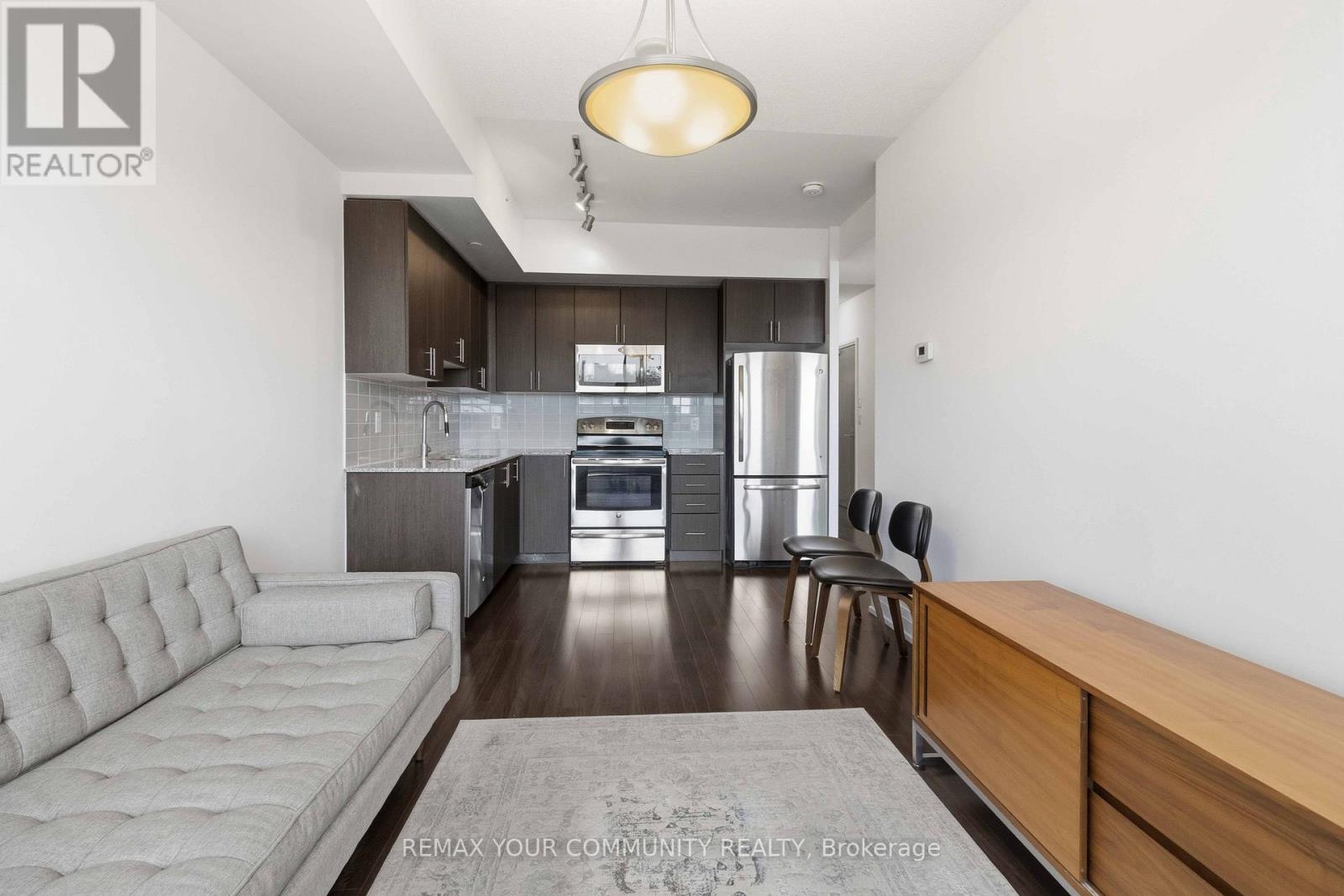 418 - 7167 Yonge Street Property Photo 10