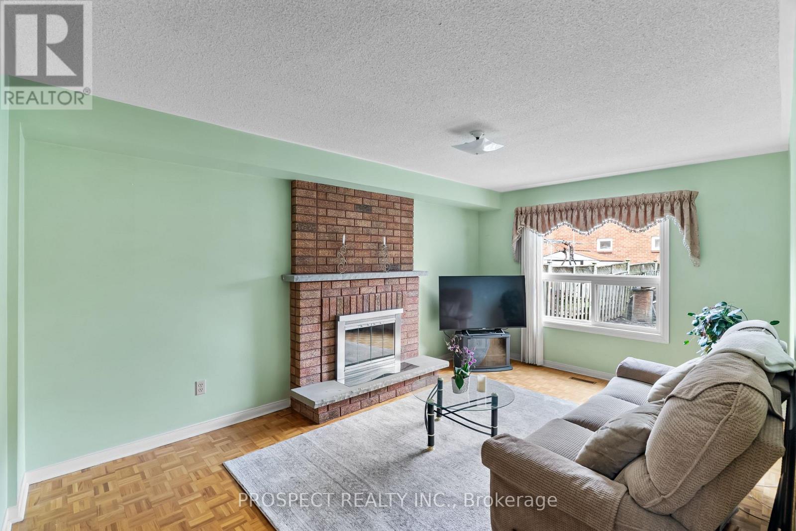 9 Wheatley Road Property Photo 9