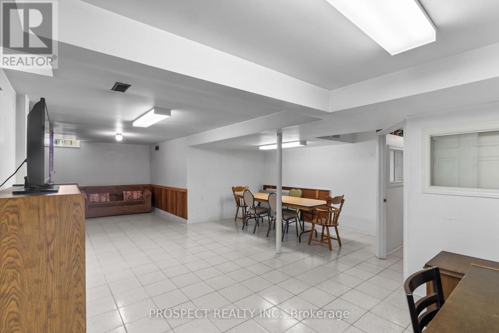 9 Wheatley Road Property Photo 34