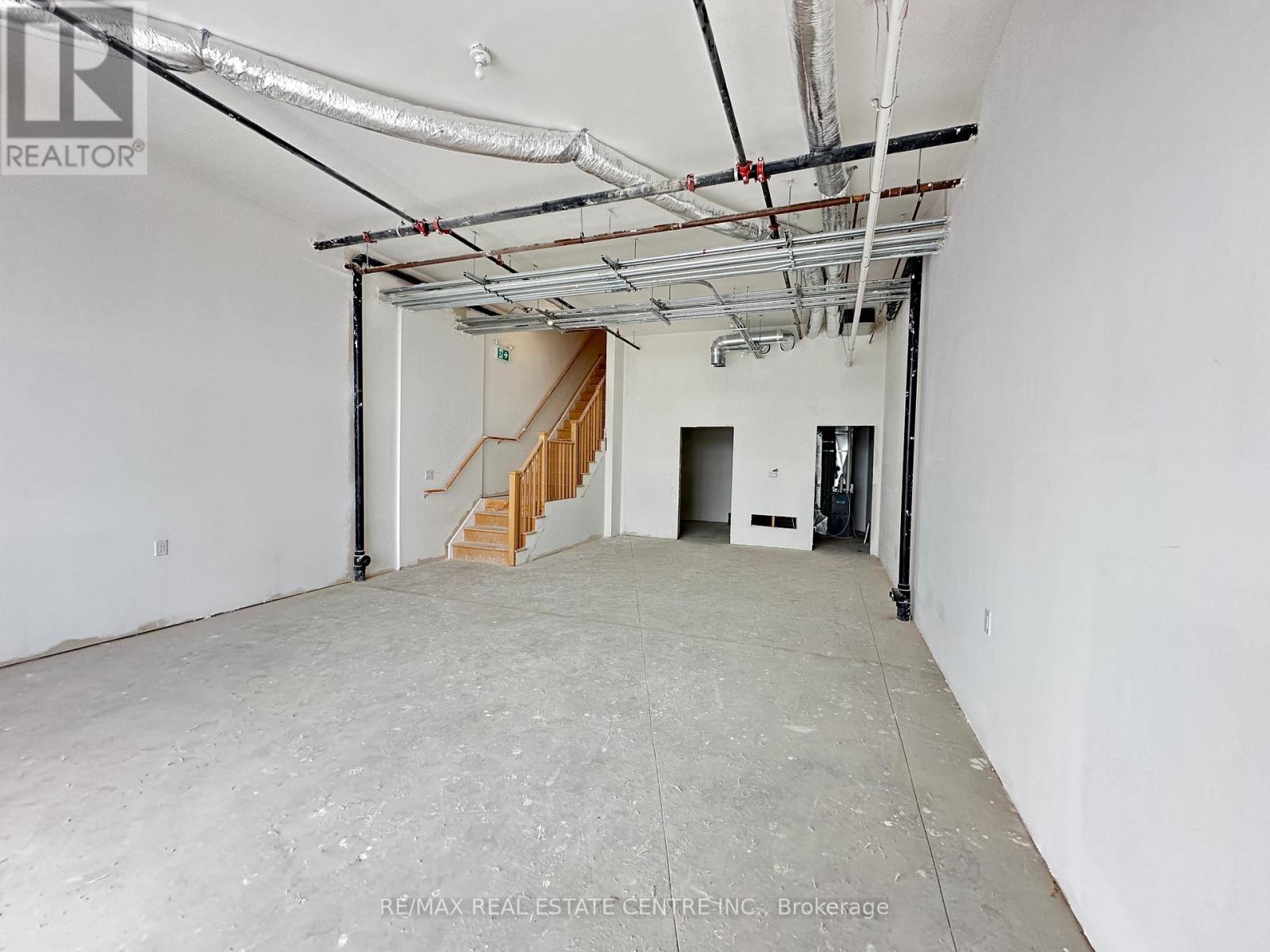 3 - 200 Dissette Street Property Photo 5